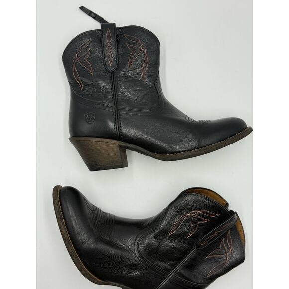 ARIAT leather cowgirl boots - Picture 7 of 7